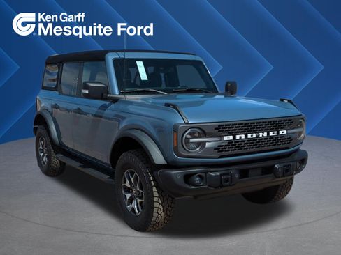 Used 2023 Ford Bronco Badlands AWD/4WD image 1
