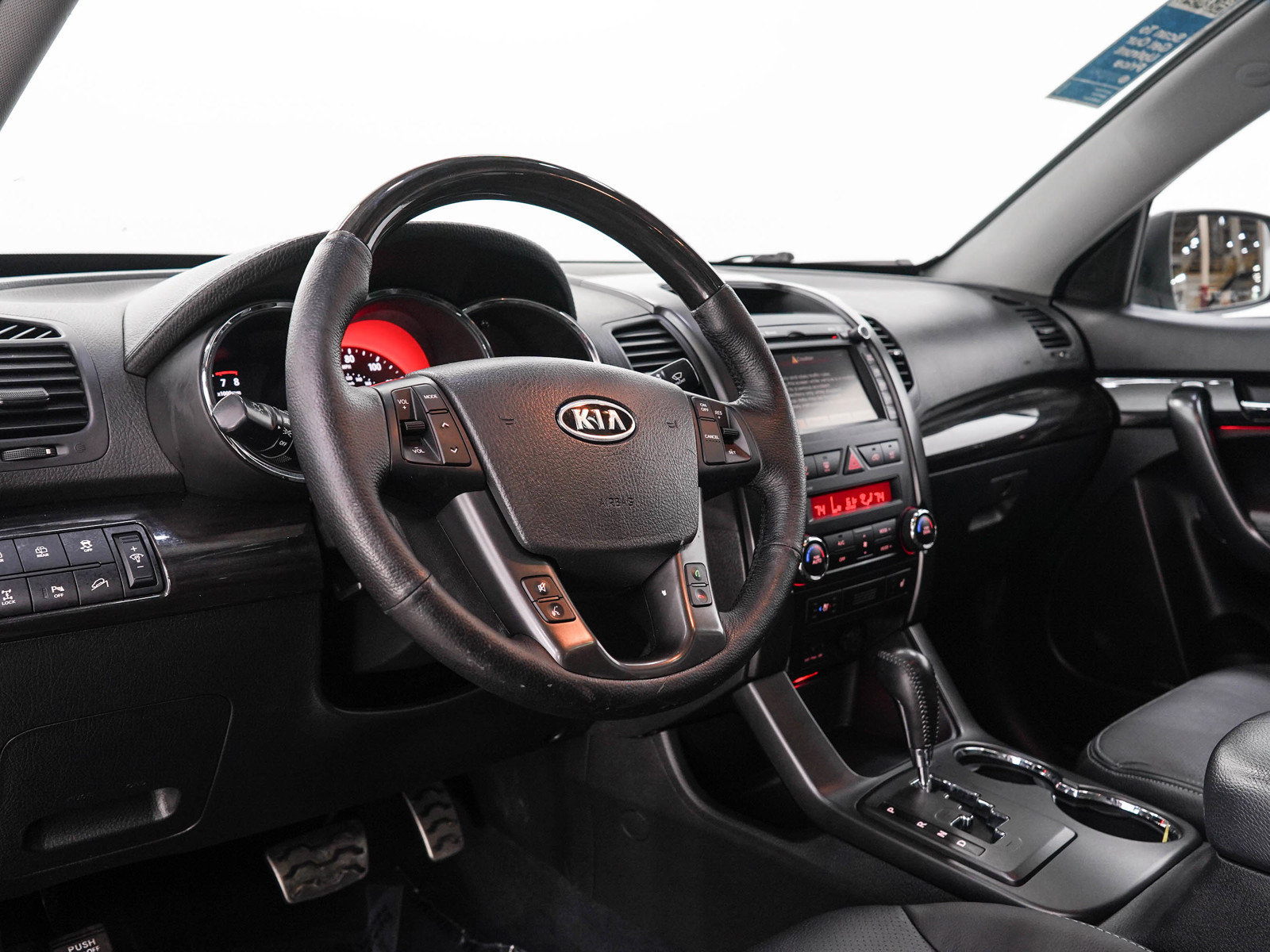 Used 2012 Kia Sorento SX w/ SX Premium Pkg AWD/4WD image 23
