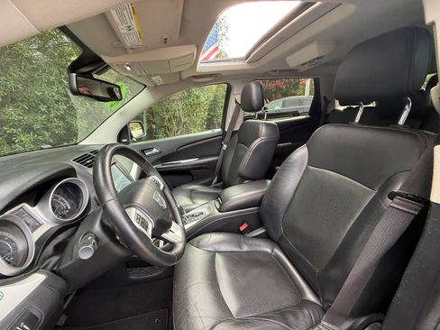 Used 2017 Dodge Journey GT AWD/4WD image 38