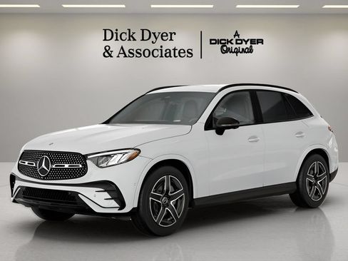 Used 2026 Mercedes-Benz GLC 300 image 30
