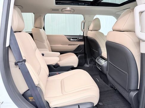 Certified 2026 INFINITI QX80 Pure w/ Cargo Package RWD image 43