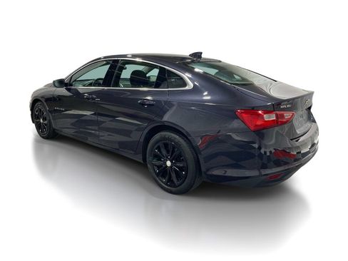 Used 2023 Chevrolet Malibu LT FWD image 2