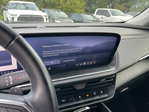 Used 2024 Buick Envision Preferred AWD/4WD image 7