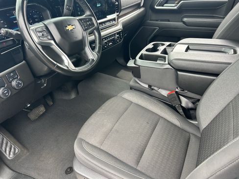 Certified 2025 Chevrolet Silverado 1500 LT RWD image 25