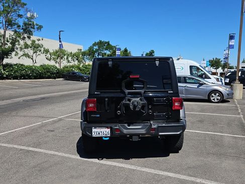 Used 2024 Jeep Wrangler Unlimited Rubicon 4xe w/ Technology Group image 7