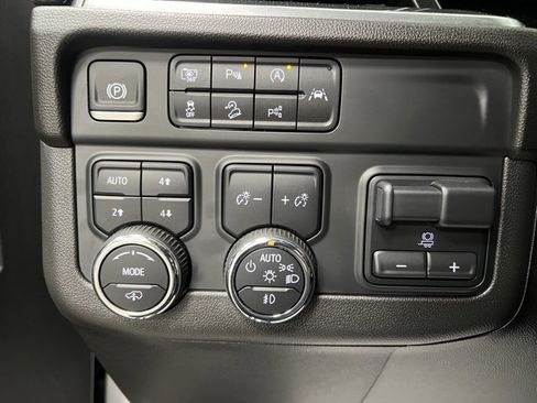 Used 2025 Chevrolet Tahoe RST w/ RST Capability Package image 33