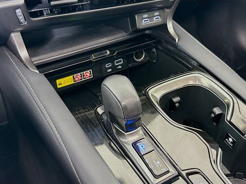 Certified 2024 Lexus RX 350 AWD w/ Accessory Package (K3) image 18