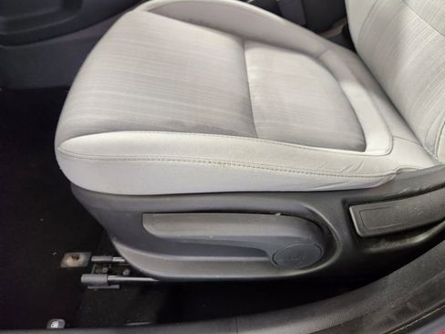 Used 2022 Hyundai Kona SEL AWD/4WD image 13