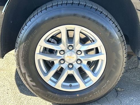 Used 2024 Chevrolet Tahoe LT image 10