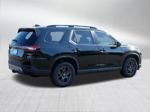 Certified 2026 Honda Pilot TrailSport image 7