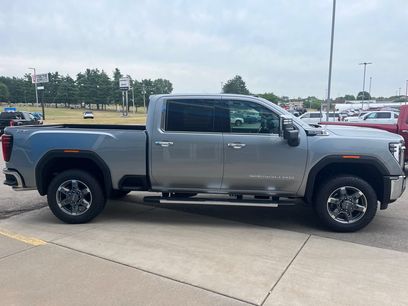 New 2026 GMC Sierra 2500 SLT w/ SLT Premium Package