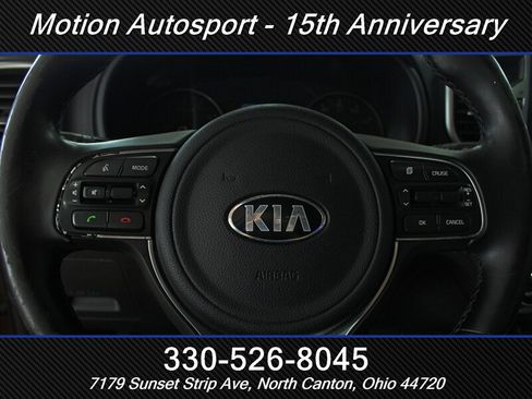 Used 2017 Kia Sportage EX w/ EX Technology Package FWD image 17