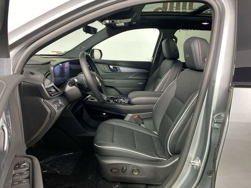 Used 2026 Buick Enclave Sport Touring w/ Power Package AWD/4WD image 11