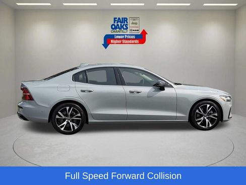 Used 2025 Volvo S60 B5 Plus FWD image 6