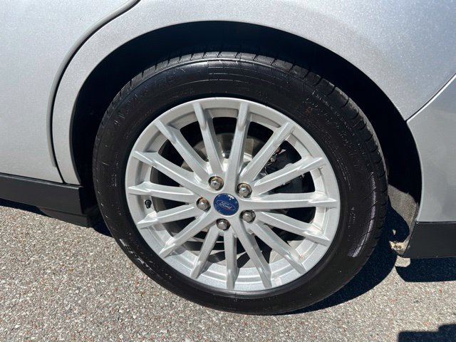 Used 2016 Ford C-MAX SEL w/ Equipment Group 301A FWD image 24