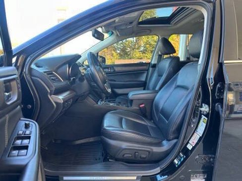 Used 2019 Subaru Outback 3.6R Limited AWD/4WD image 4