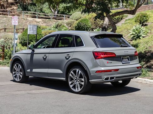Used 2020 Audi SQ5 Premium w/ Convenience Package AWD/4WD image 3