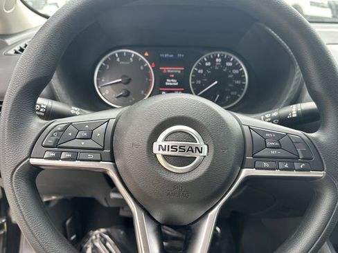 Used 2023 Nissan Sentra S FWD image 17