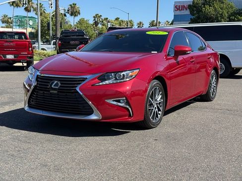 Used 2017 Lexus ES 350 w/ Premium Package FWD image 8