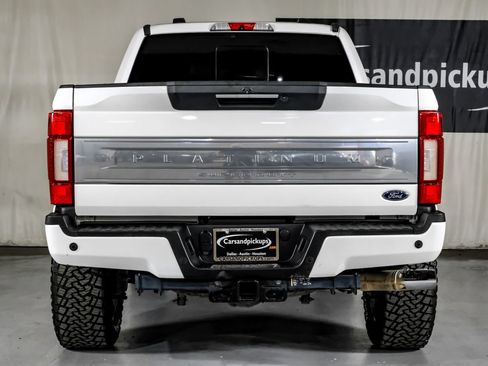 Used 2022 Ford F250 Platinum w/ FX4 Off-Road Package AWD/4WD image 10