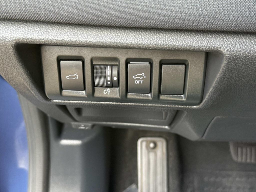 Used 2020 Subaru Outback Premium AWD/4WD image 41