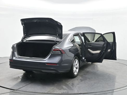 Used 2025 Honda Accord LX image 43
