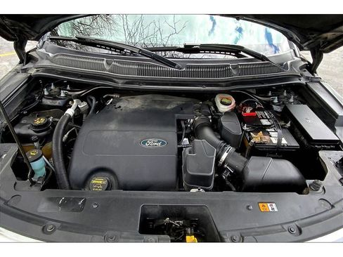 Used 2013 Ford Explorer XLT image 11