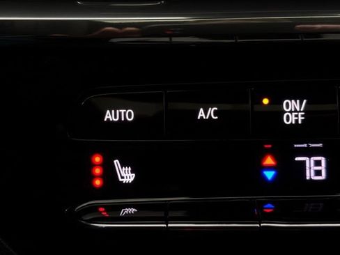New 2026 Buick Envista Sport Touring FWD image 6