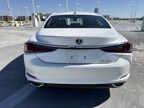 Certified 2025 Lexus ES 350 w/ Premium Package FWD image 24