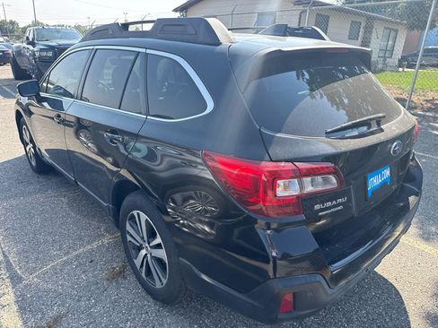 Used 2019 Subaru Outback 2.5i Limited AWD/4WD image 9