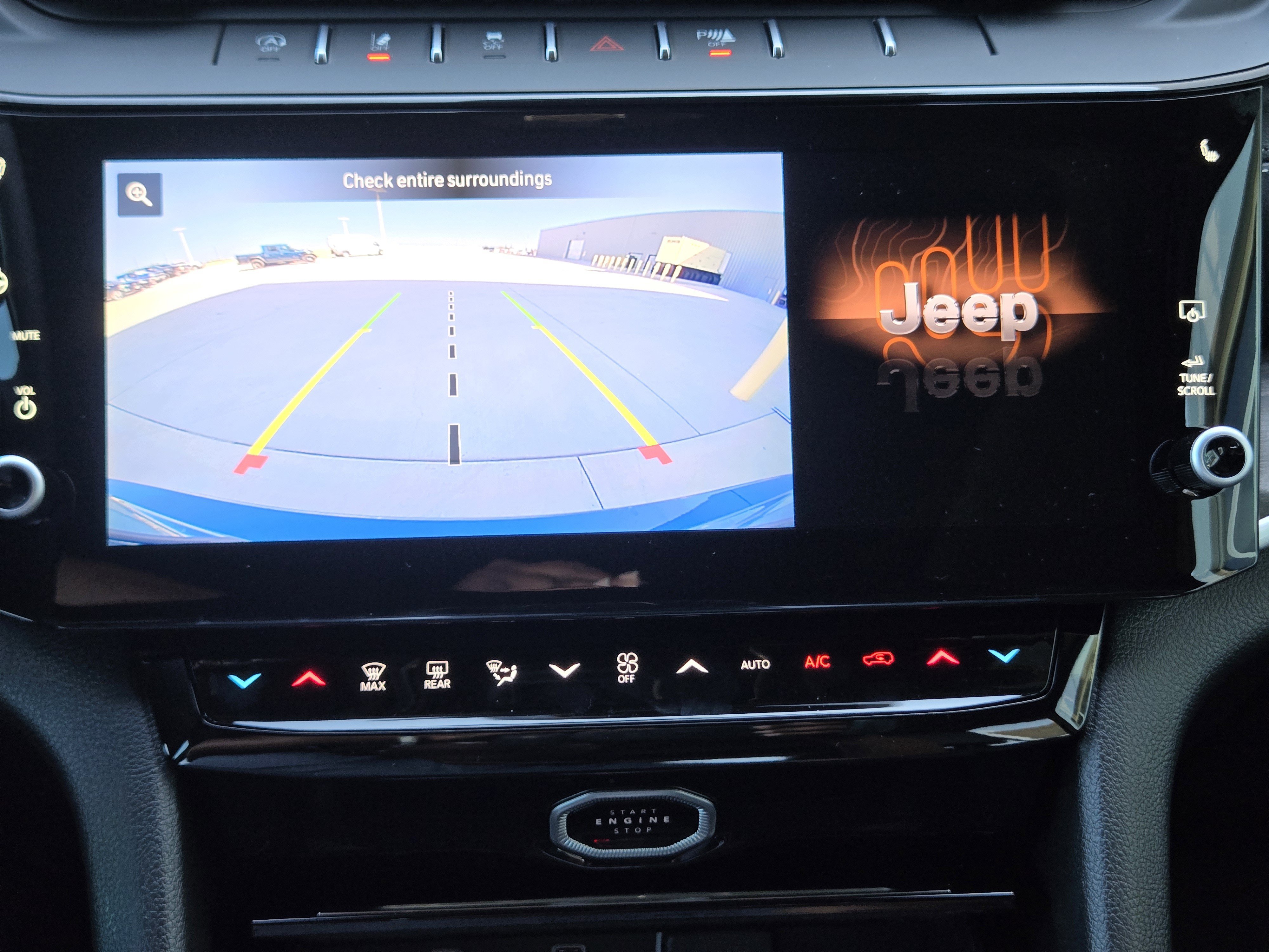 New 2027 Jeep Grand Cherokee Limited AWD/4WD image 14