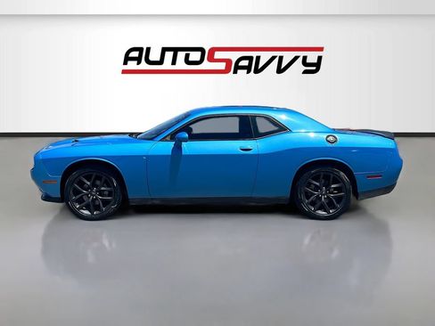Used 2023 Dodge Challenger SXT w/ Blacktop Package RWD image 4