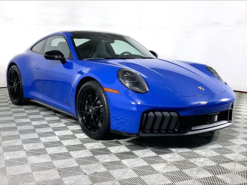 Used 2025 Porsche 911 Carrera 4 GTS AWD/4WD image 7
