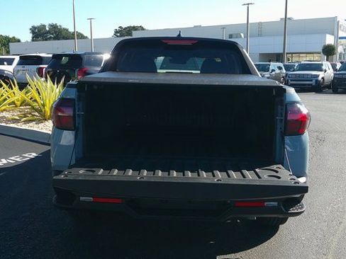 Certified 2024 Hyundai Santa Cruz SE image 18