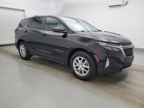 Used 2024 Chevrolet Equinox LT w/ LPO, Floor Liner Package FWD image 11