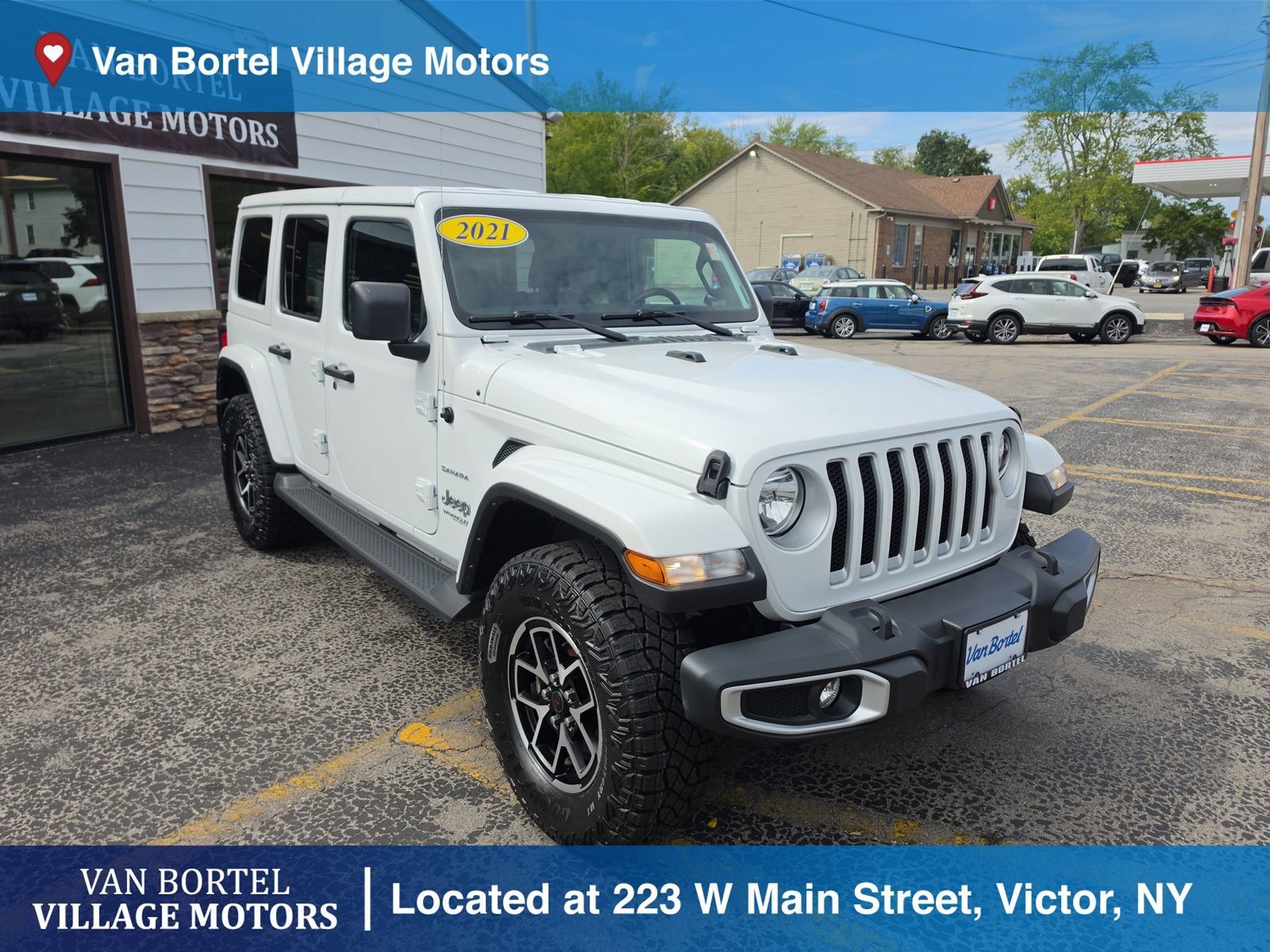 Used 2021 Jeep Wrangler Unlimited Sahara w/ Uconnect 4C Nav & Sound Group AWD/4WD image 3