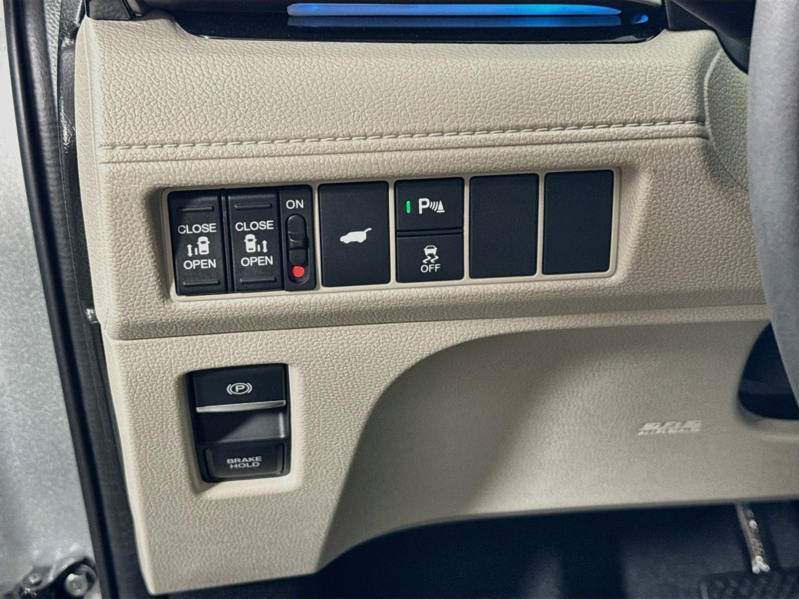 Used 2026 Honda Odyssey Touring image 23
