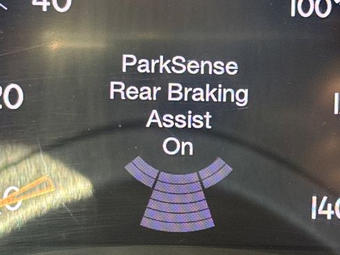 Used 2017 Jeep Grand Cherokee Limited image 27