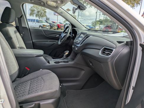 Certified 2022 Chevrolet Equinox LT image 26
