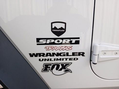 Used 2012 Jeep Wrangler Unlimited Sport image 8