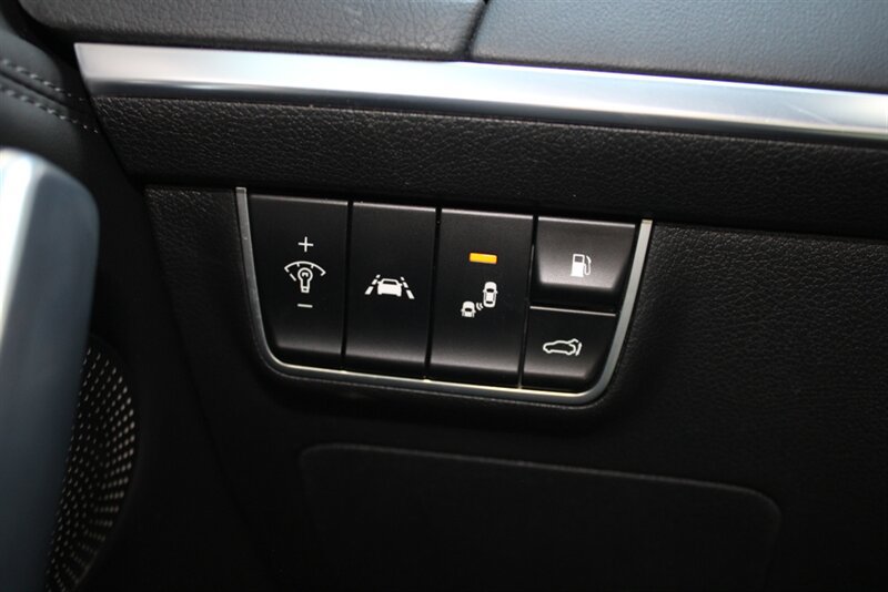 Used 2019 Kia Stinger GT2 AWD/4WD image 35