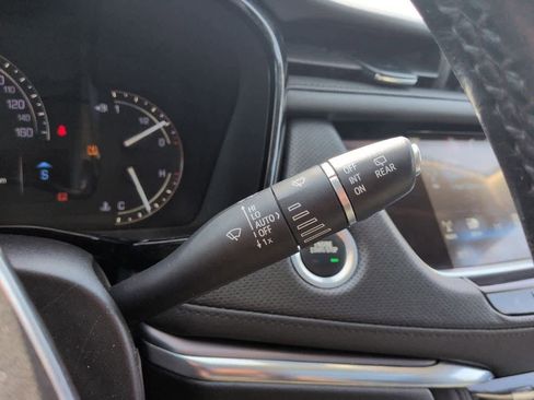 Used 2019 Cadillac XT5 Luxury image 26