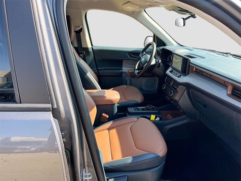 Used 2024 Ford Maverick Lariat w/ FX4 Off-Road Package image 27