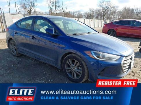 Used 2017 Hyundai Elantra SE image 1