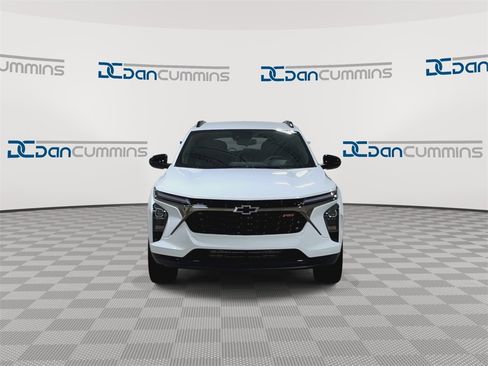 New 2026 Chevrolet Trax RS w/ Driver Confidence Package image 3