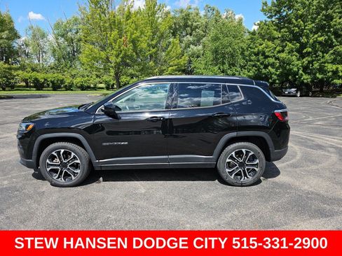 Used 2022 Jeep Compass Limited AWD/4WD image 1