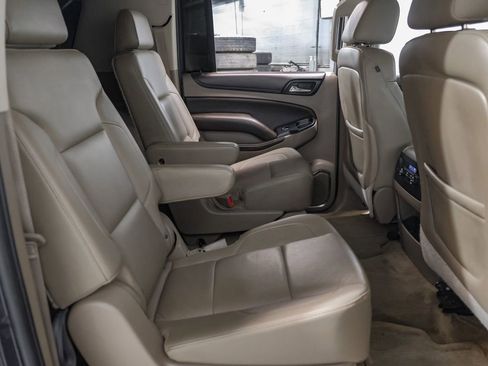 Used 2015 Chevrolet Suburban LT w/ Max Trailering Package RWD image 32