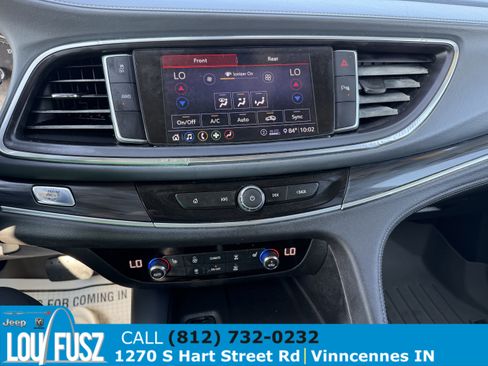 Used 2020 Buick Enclave Essence AWD/4WD image 24