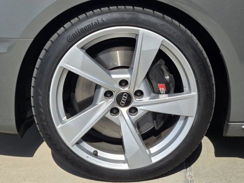 Used 2023 Audi S4 Premium w/ Convenience Package AWD/4WD image 11