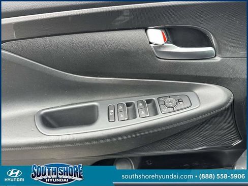 Certified 2022 Hyundai Santa Fe SE AWD/4WD image 15